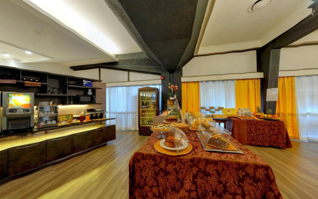 Ai Ronchi Motor Hotel Brescia Exterior photo